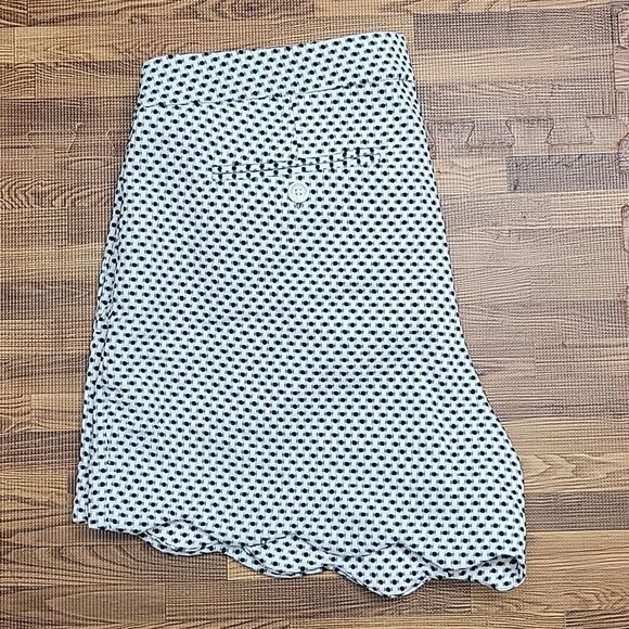 Cynthia Rowley Scalloped Hemmed Shorts Size 10 - Picture 11 of 11